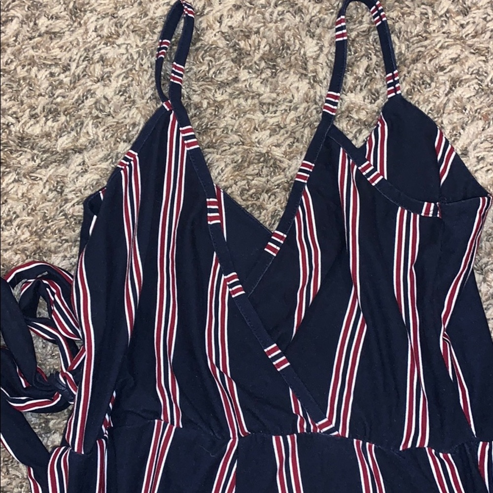 Spaghetti strap jumpsuit - Picture 4 of 4
